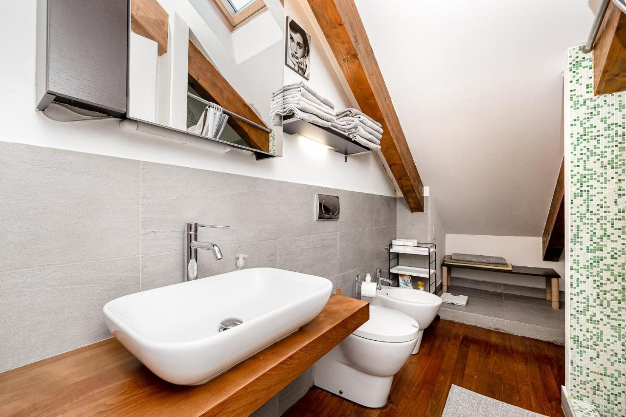 Stagabin La Mansarda Panoramica Un Rifugio Di Eleganza E Tranquillita Apartamento Turim Exterior foto